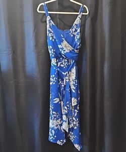 Roz & Ali Blue and White Asymmetrical Floral Dress